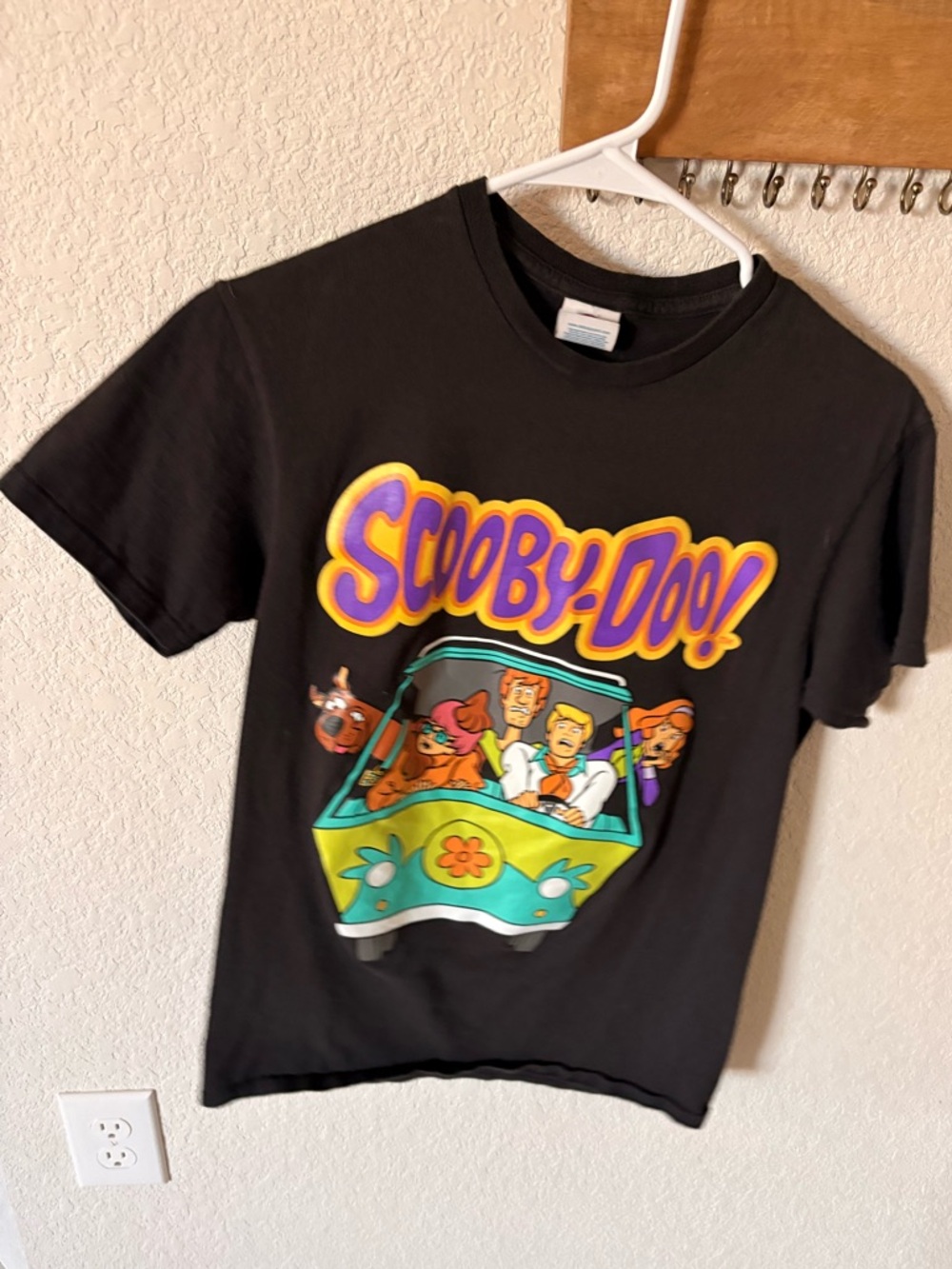 Delta Black Scooby-Doo! Graphic Tee with Colorful Mystery Machine